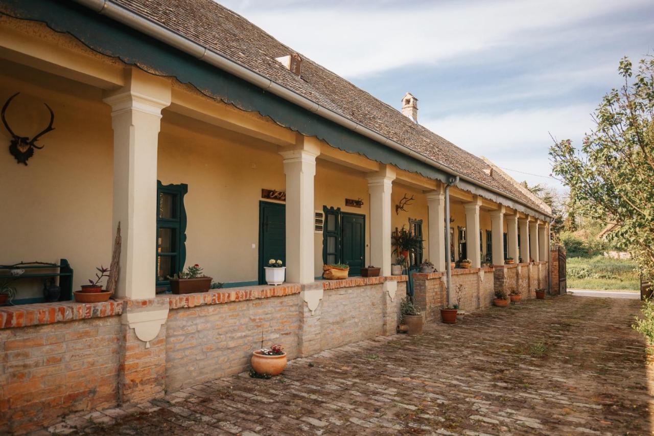 Tradicionalna Kuca Biljkinog Oca Villa Lug Dış mekan fotoğraf